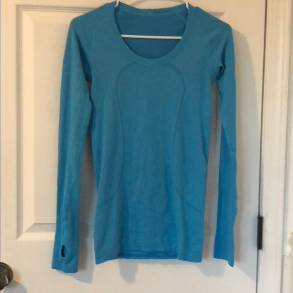 Lululemon Switfly Tech Crew Long Sleeve size 4